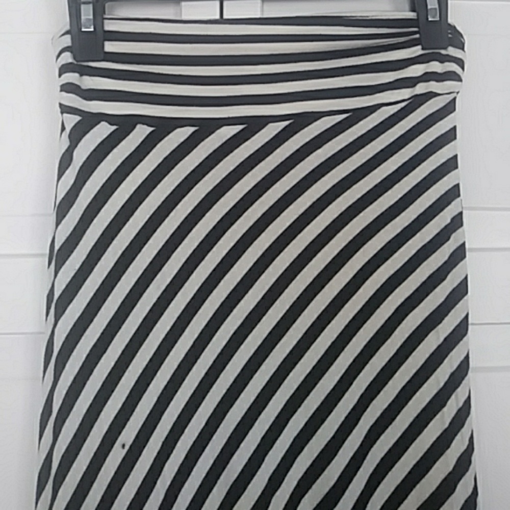 Striped maxi skirt